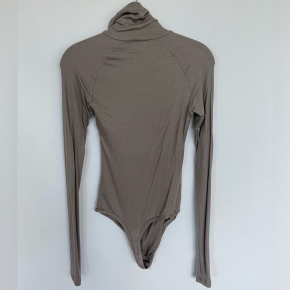 ALIX NYC Carder Bodysuit - Picture 6 of 8